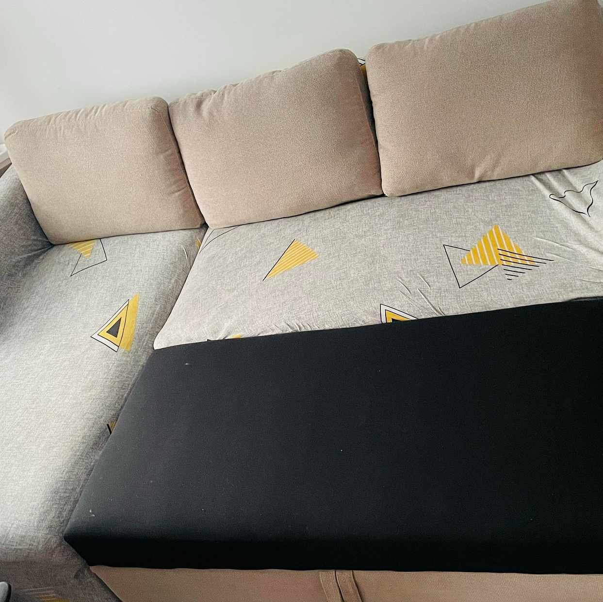 image of Sofa - Sollentuna