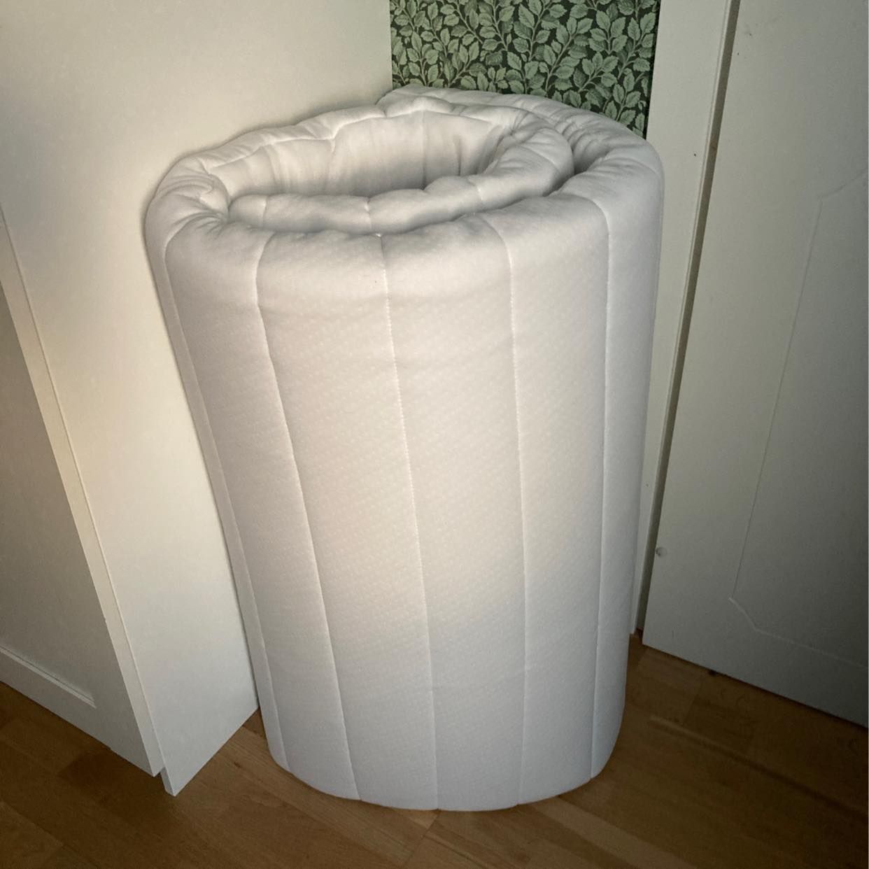 image of 80cm IKEA resårmadrass - Vallentuna