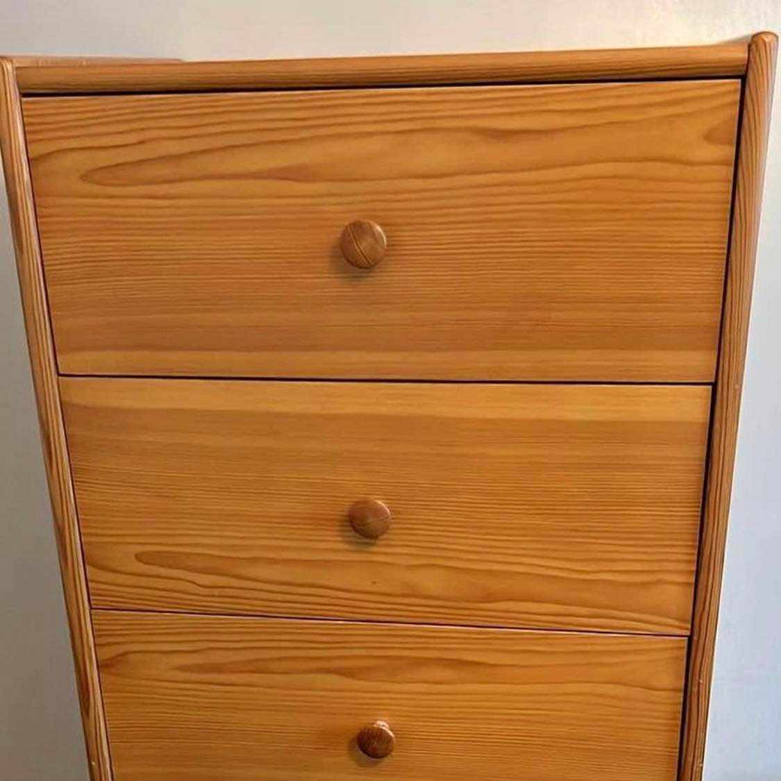 image of Liten byrå 6 lådor - 