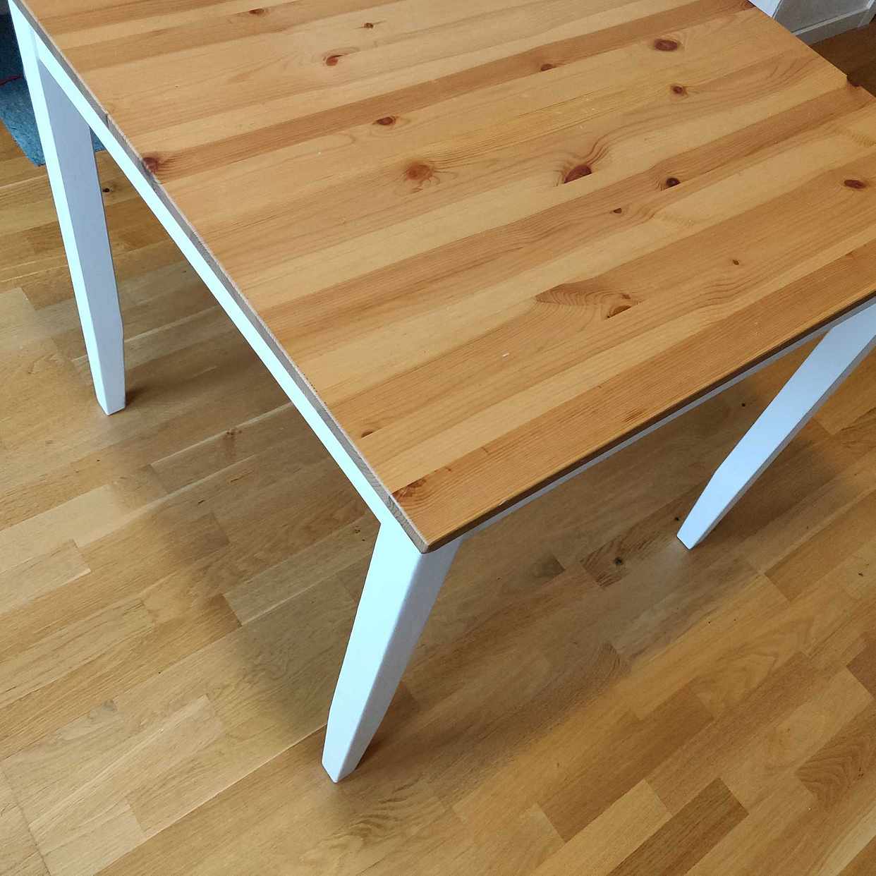 image of Bord 74 cm x 74 cm - Lund