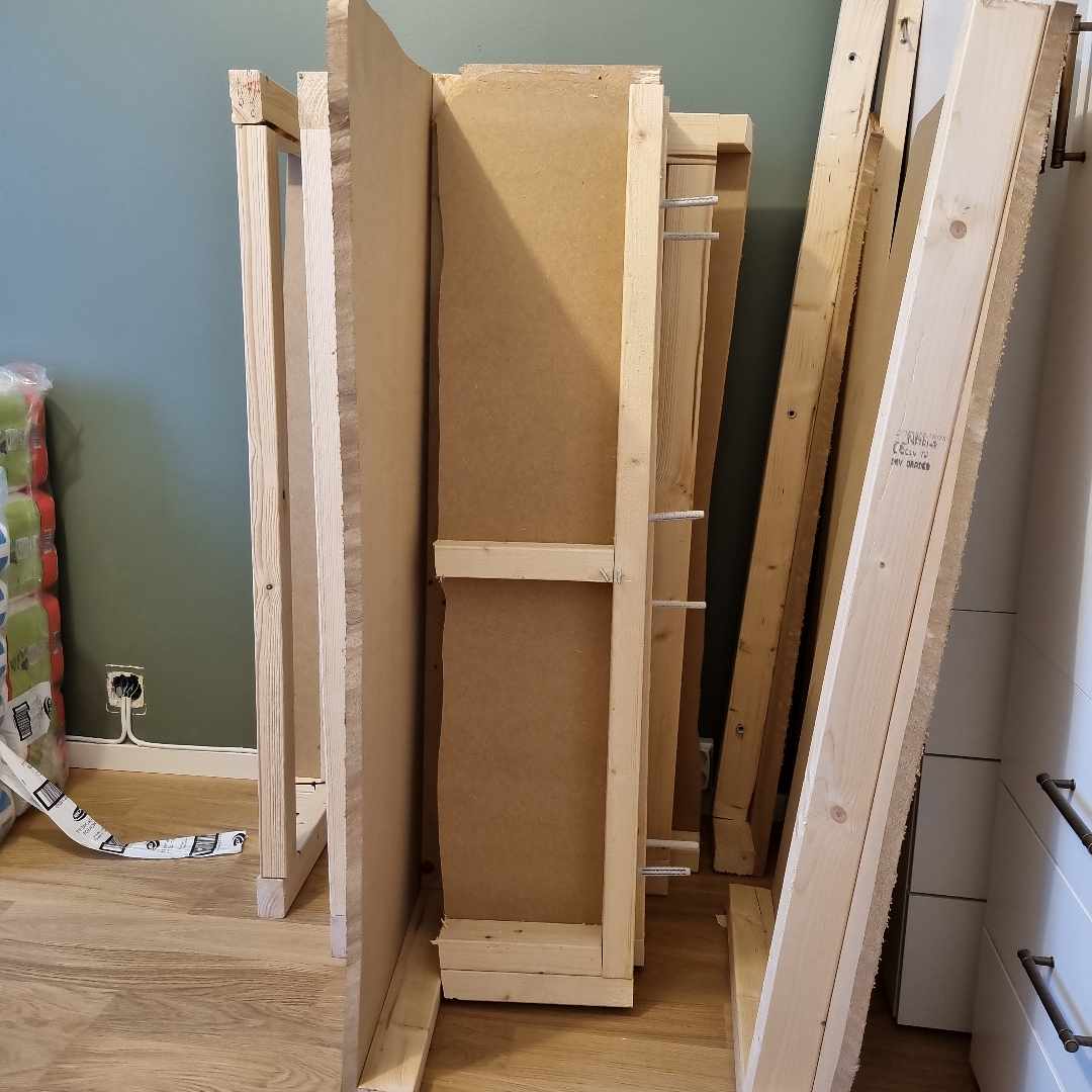 image of Mdf, och reglar - Farsta