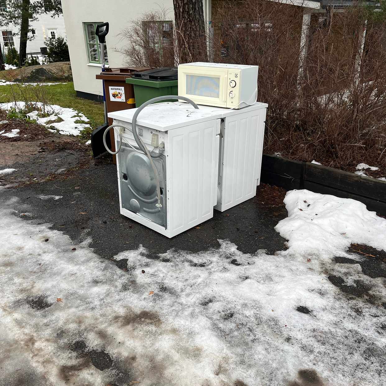 image of Byggavfall och vitvaror - Nacka