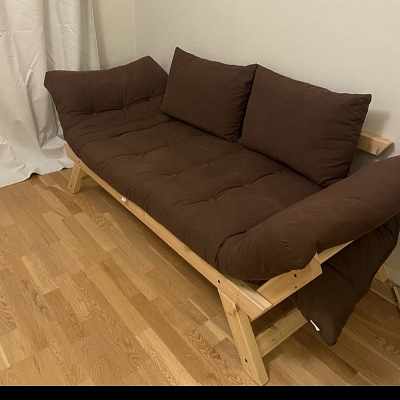 image of Deliver a daybed - 