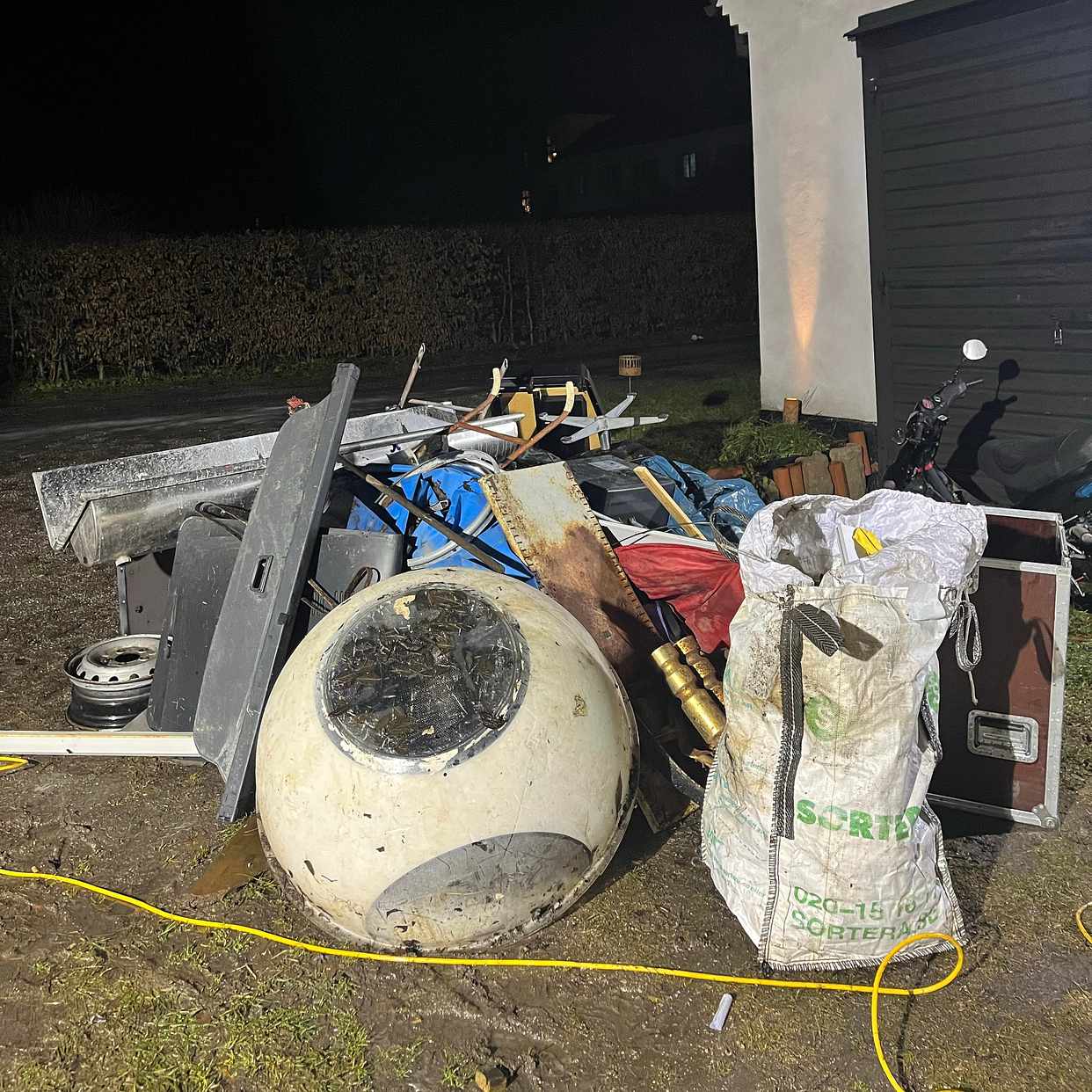 image of Mixed garage junk - Norsborg