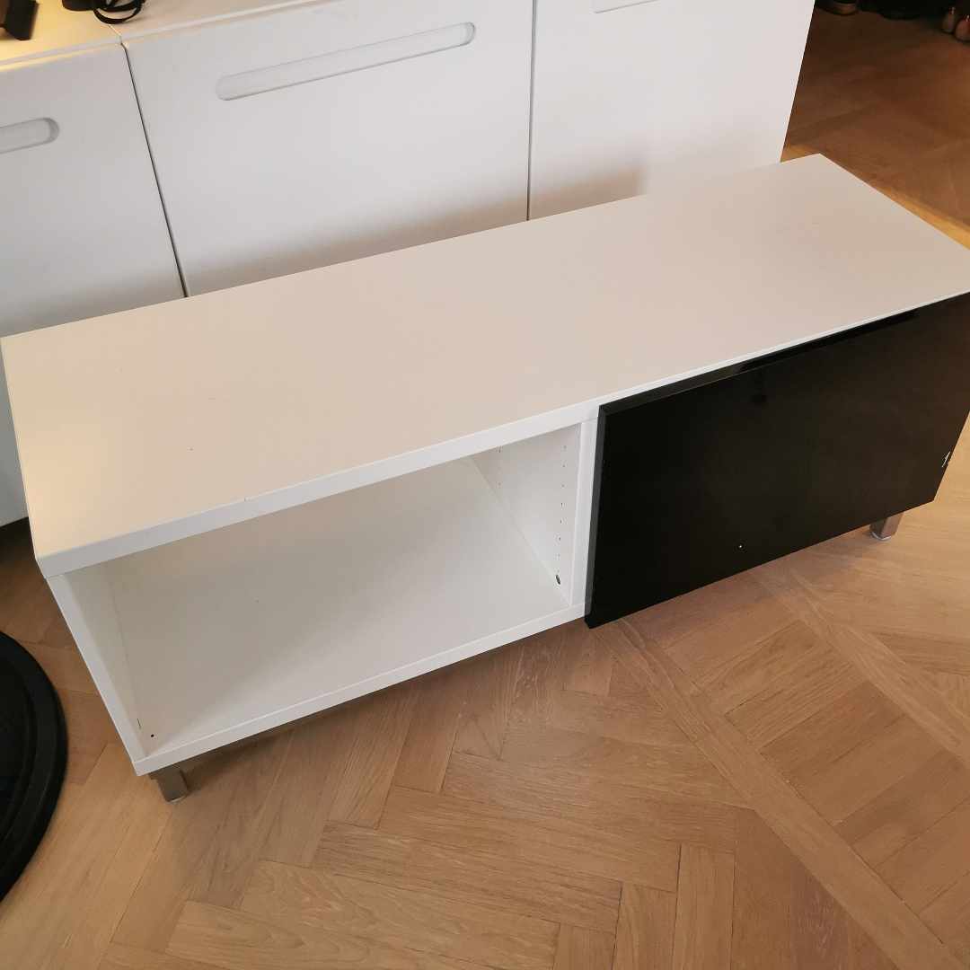 image of Ikea tv-bänk - Stockholm