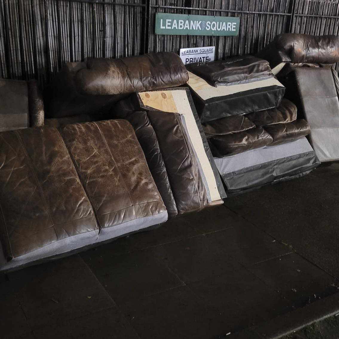 image of Remove broken sofa - London