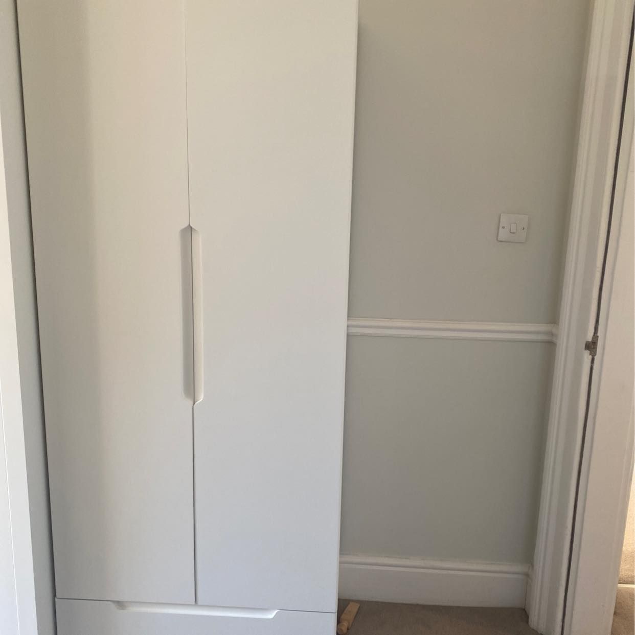 image of Wardrobe with 2 doors - London