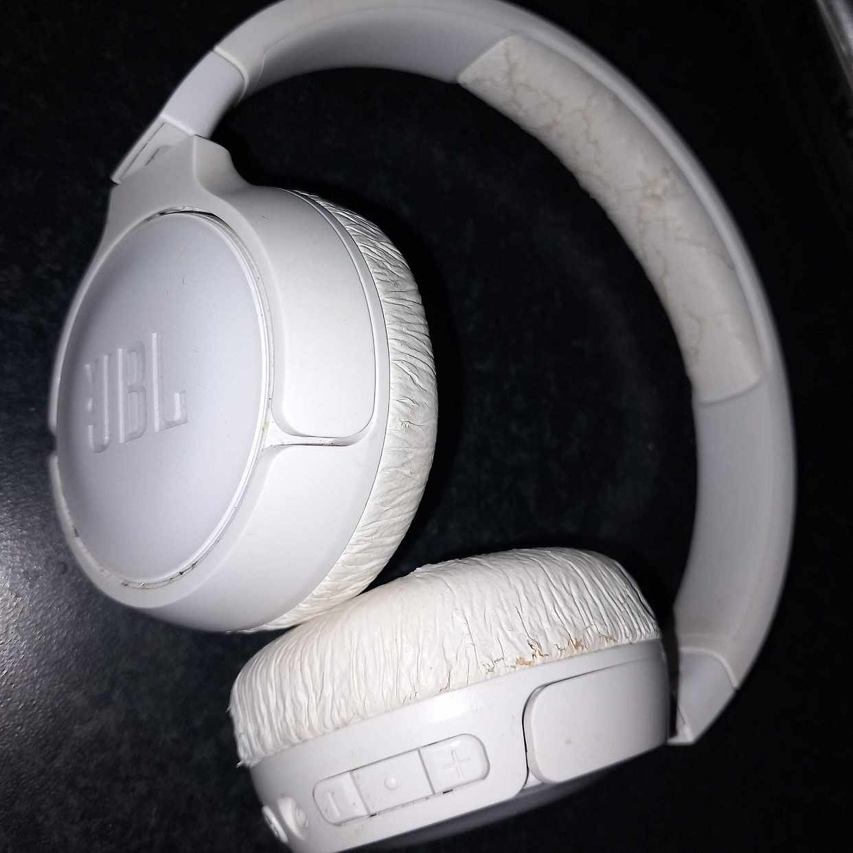 image of JBL hörlurar - Märsta