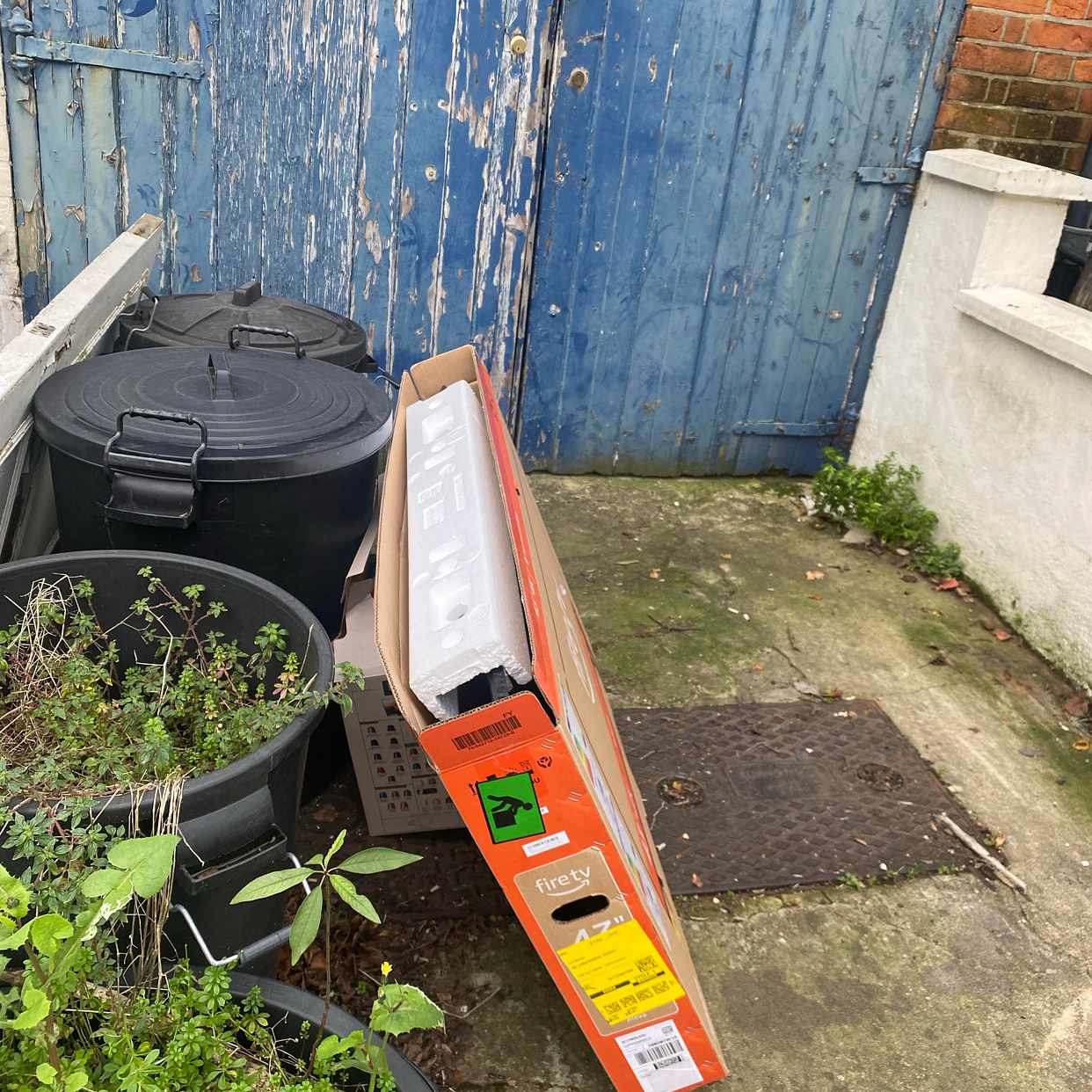 image of Recycle TV and nespresso - Hammersmith And Fulham