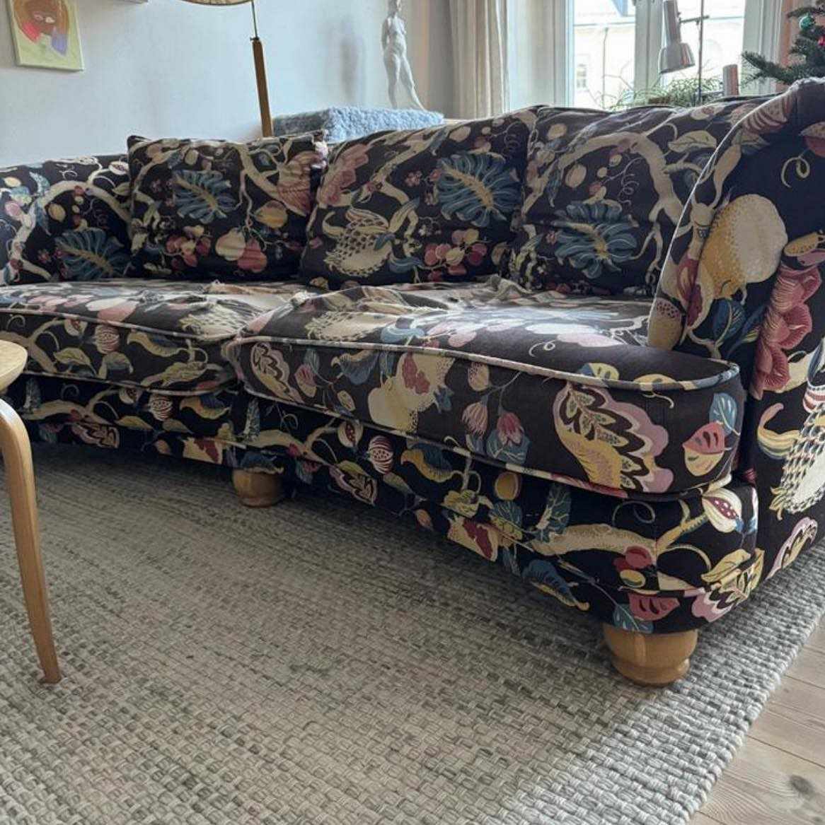 image of Bortskänkes 3-sits soffa - Stockholm