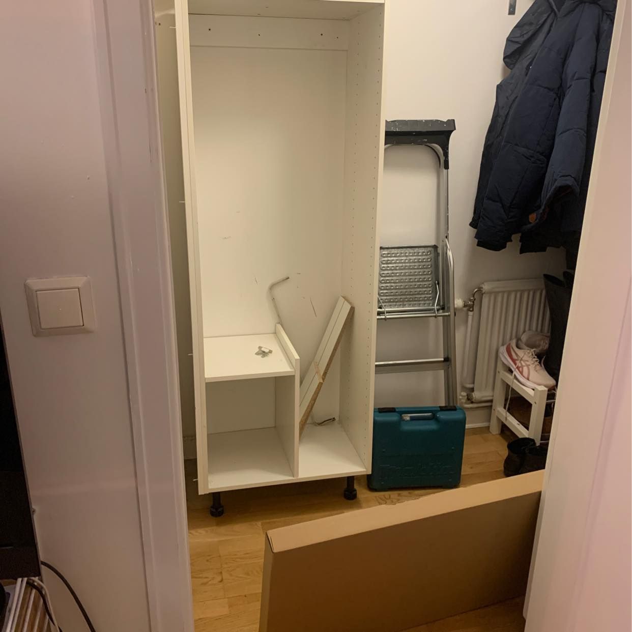 image of Upphämtning av garderob - Stockholm
