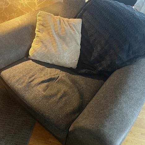image of Soffa, fåtölj, soffbord - Vällingby
