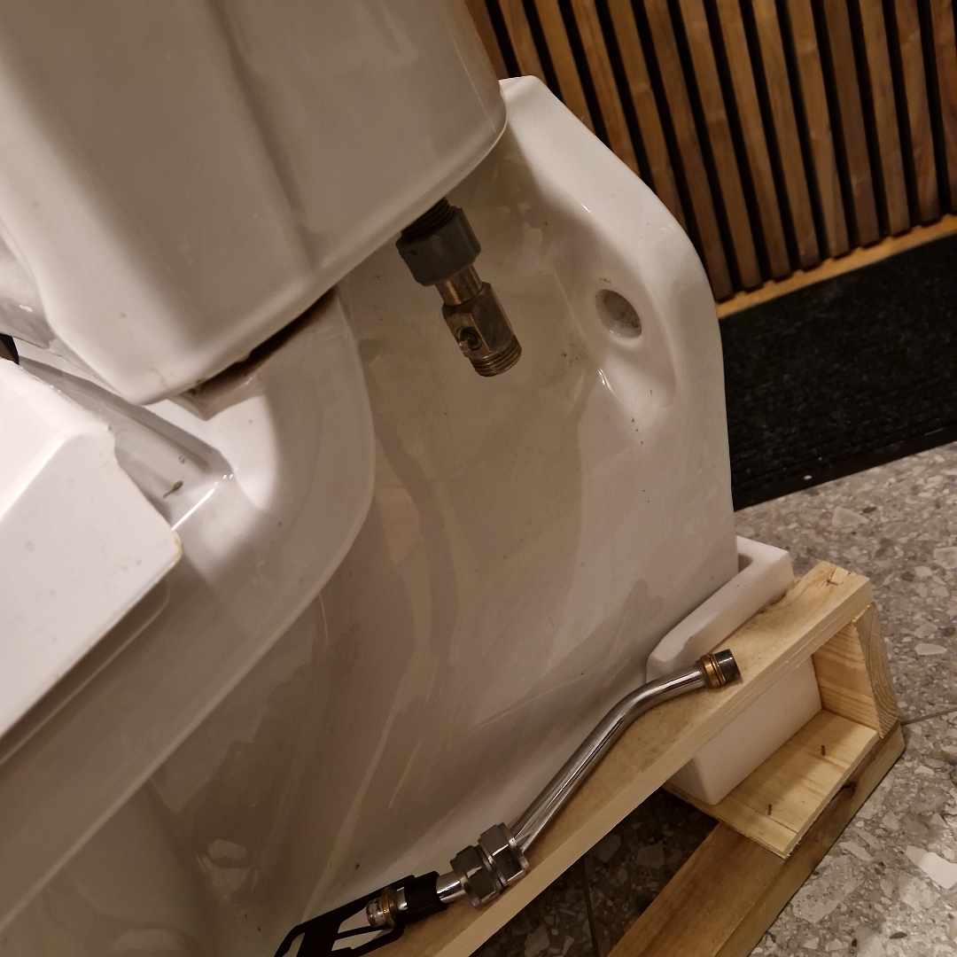 image of Vägghängd WC Gustavsberg - Stockholm