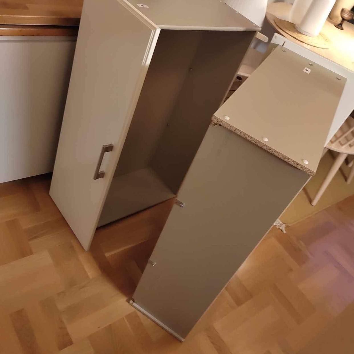 image of Doors and drawers 2 each - 