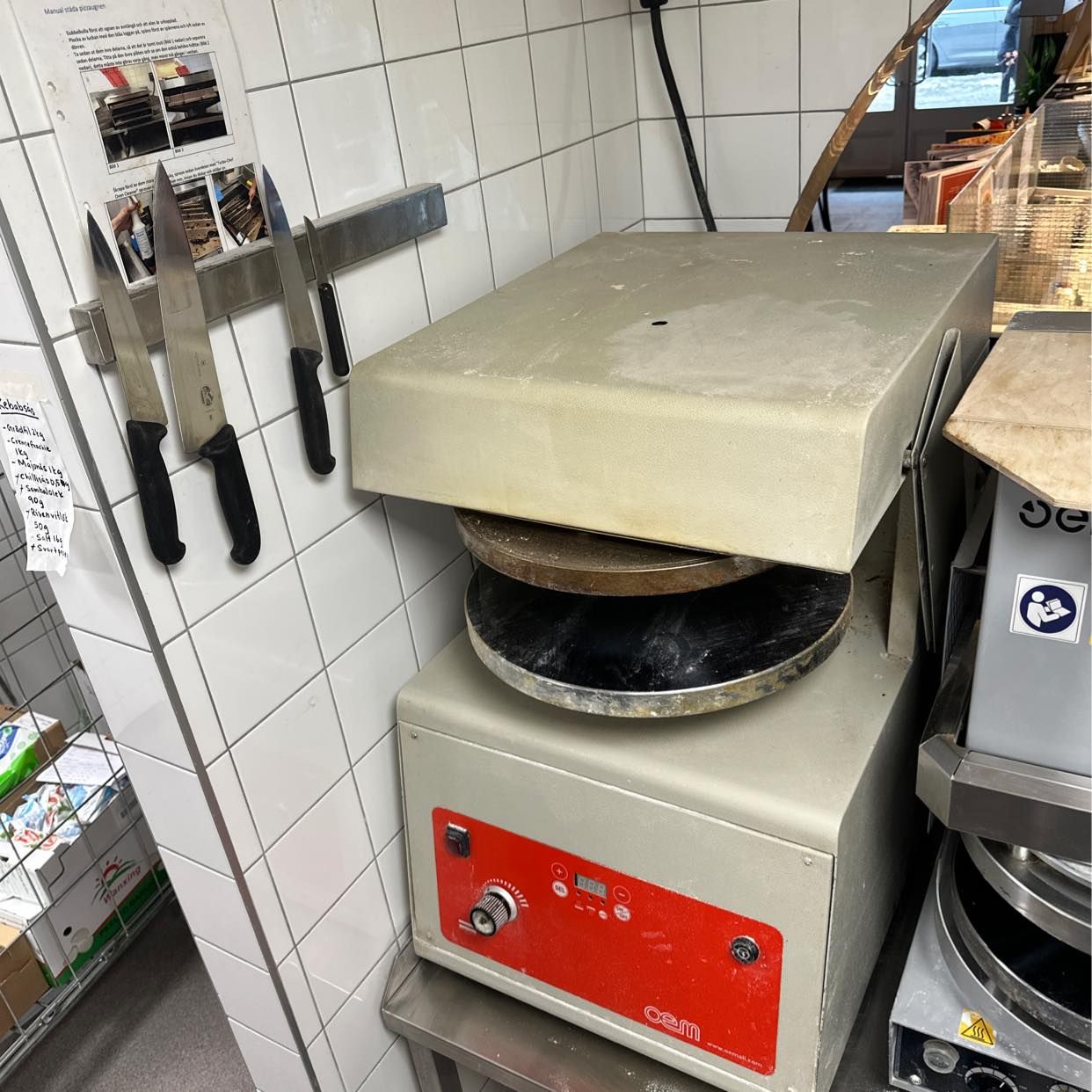 image of 1 st pizza press machine - 