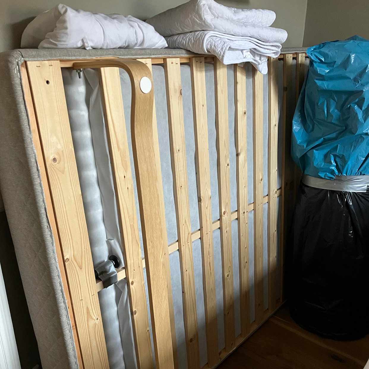 image of Säng som ska flyttas - 