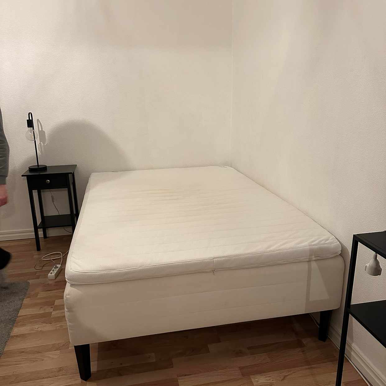 image of Säng 140cm bortskänkes - Järfälla