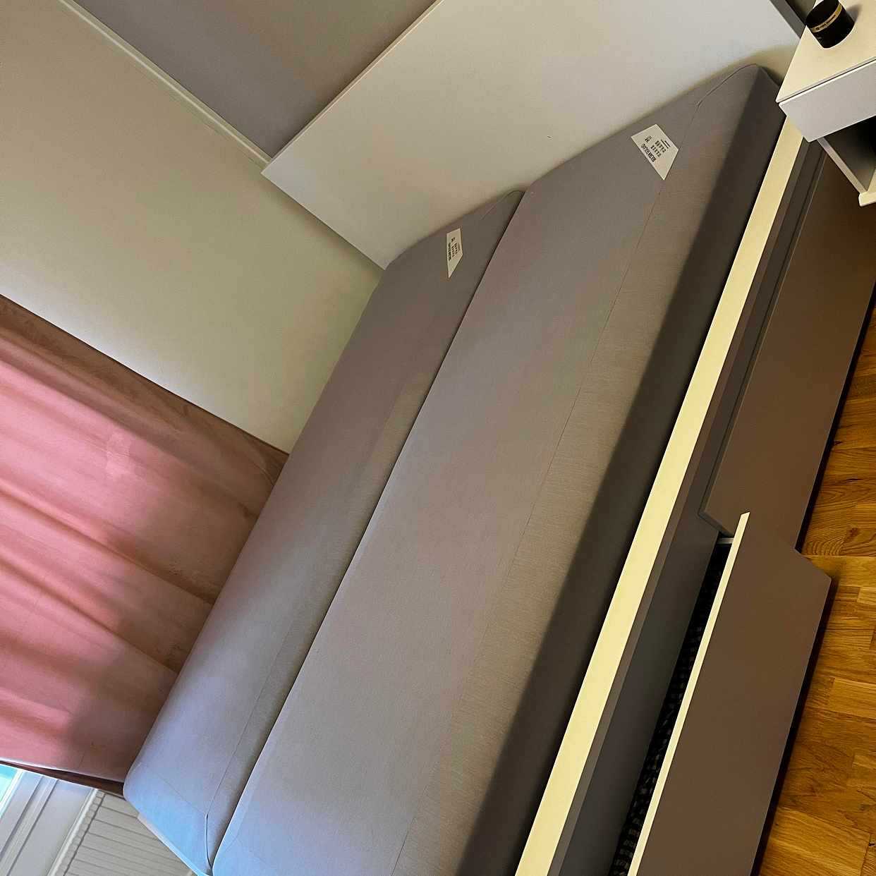 image of Leverans av sängram - 