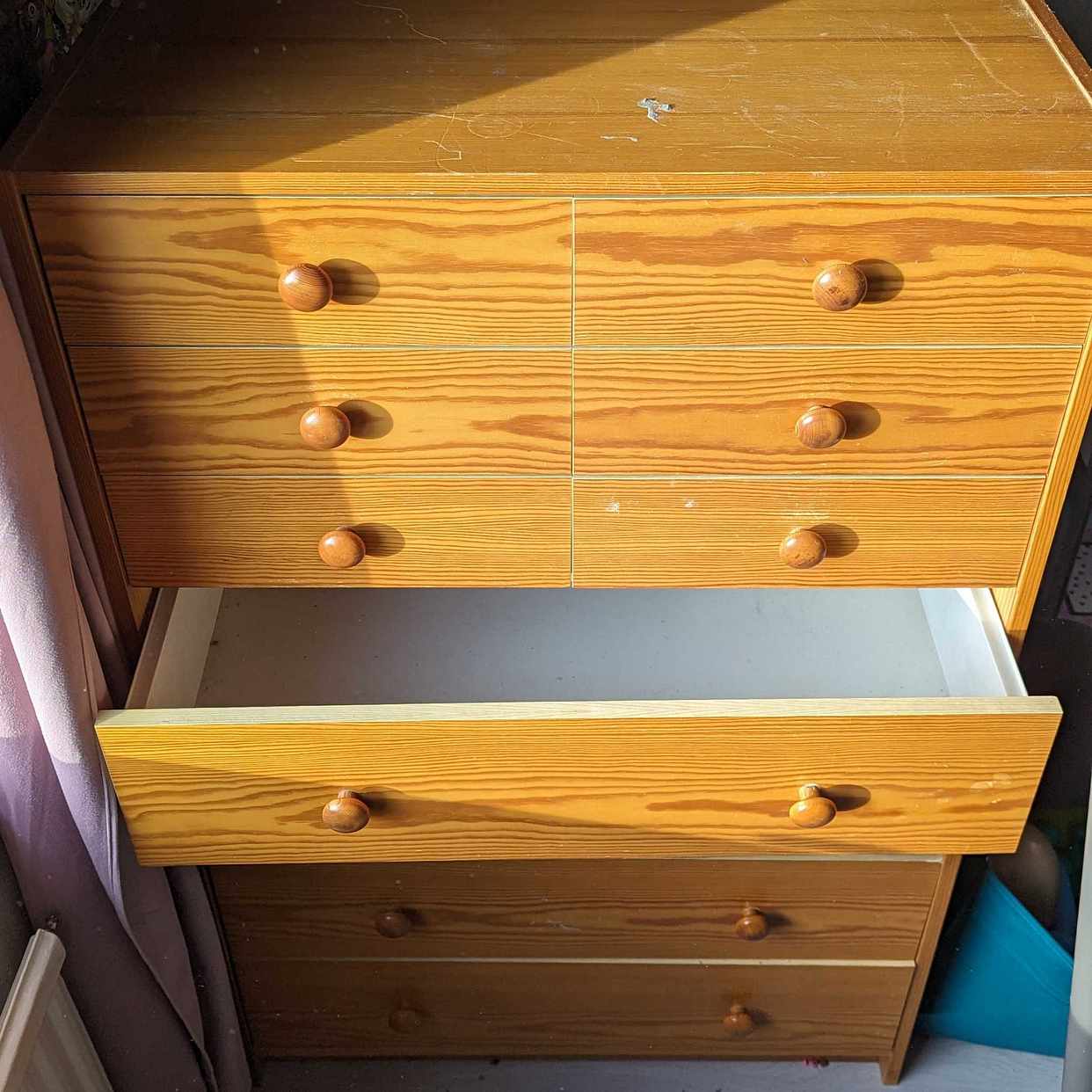 image of Chest of drawers. - Handen