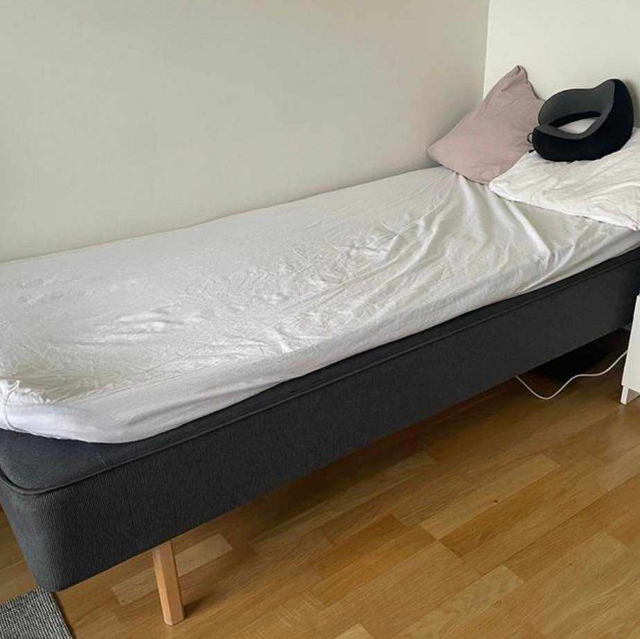 image of Säng 90x200 - 