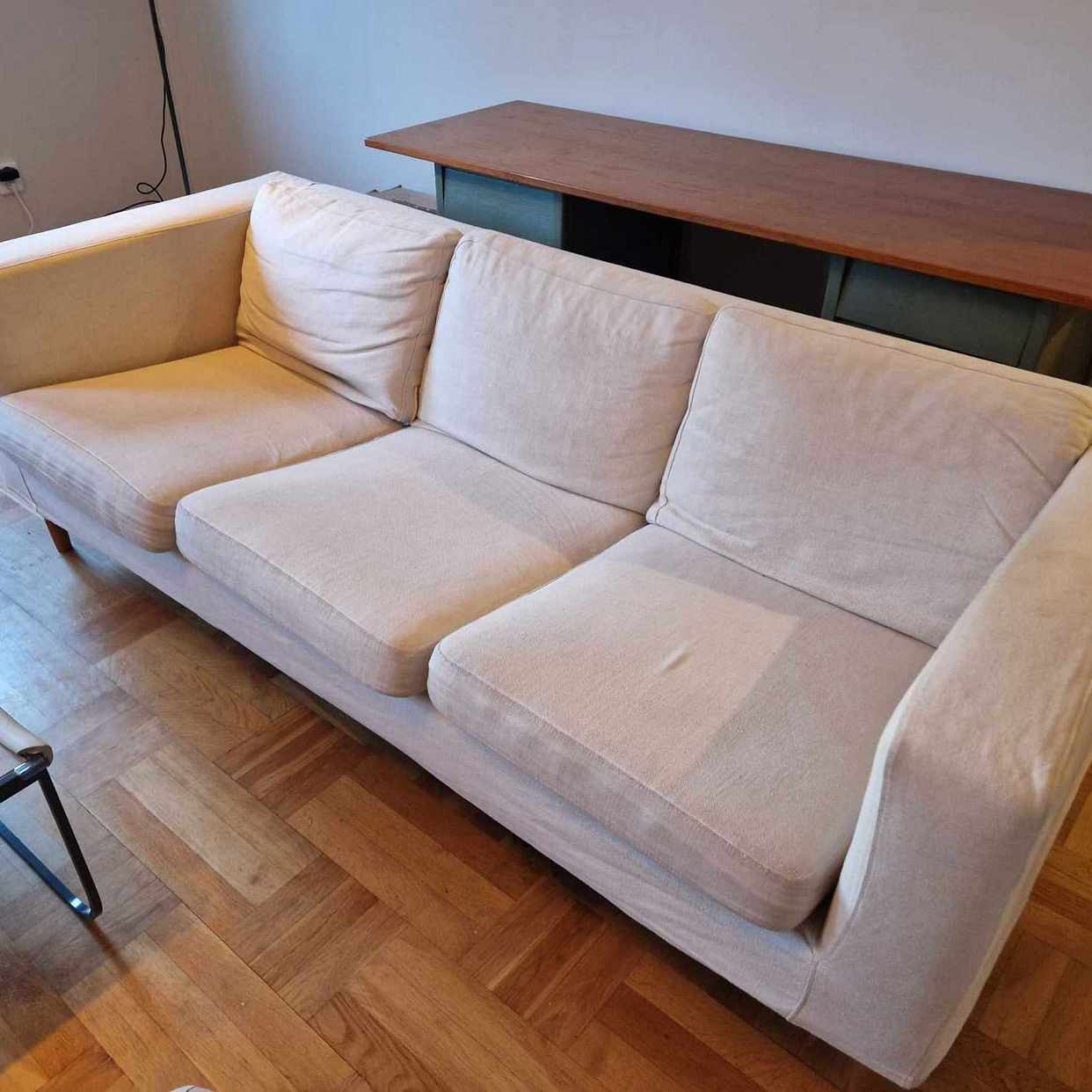 image of ikea soffa bortskänkes - Bromma