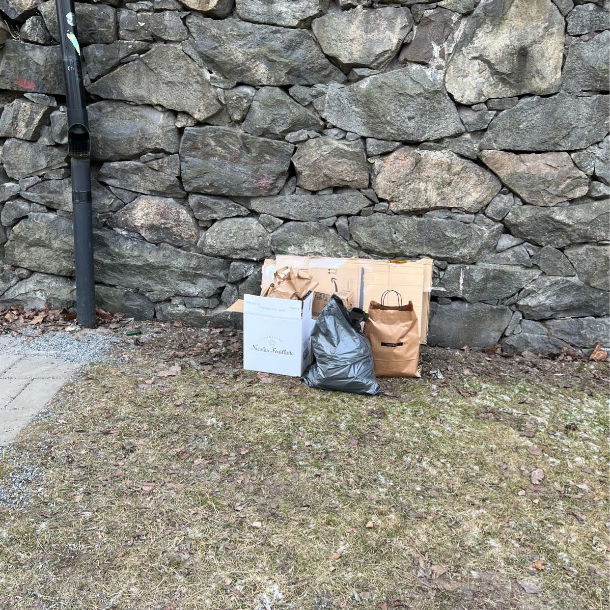 image of Cardboard plastic bottles - Stockholm