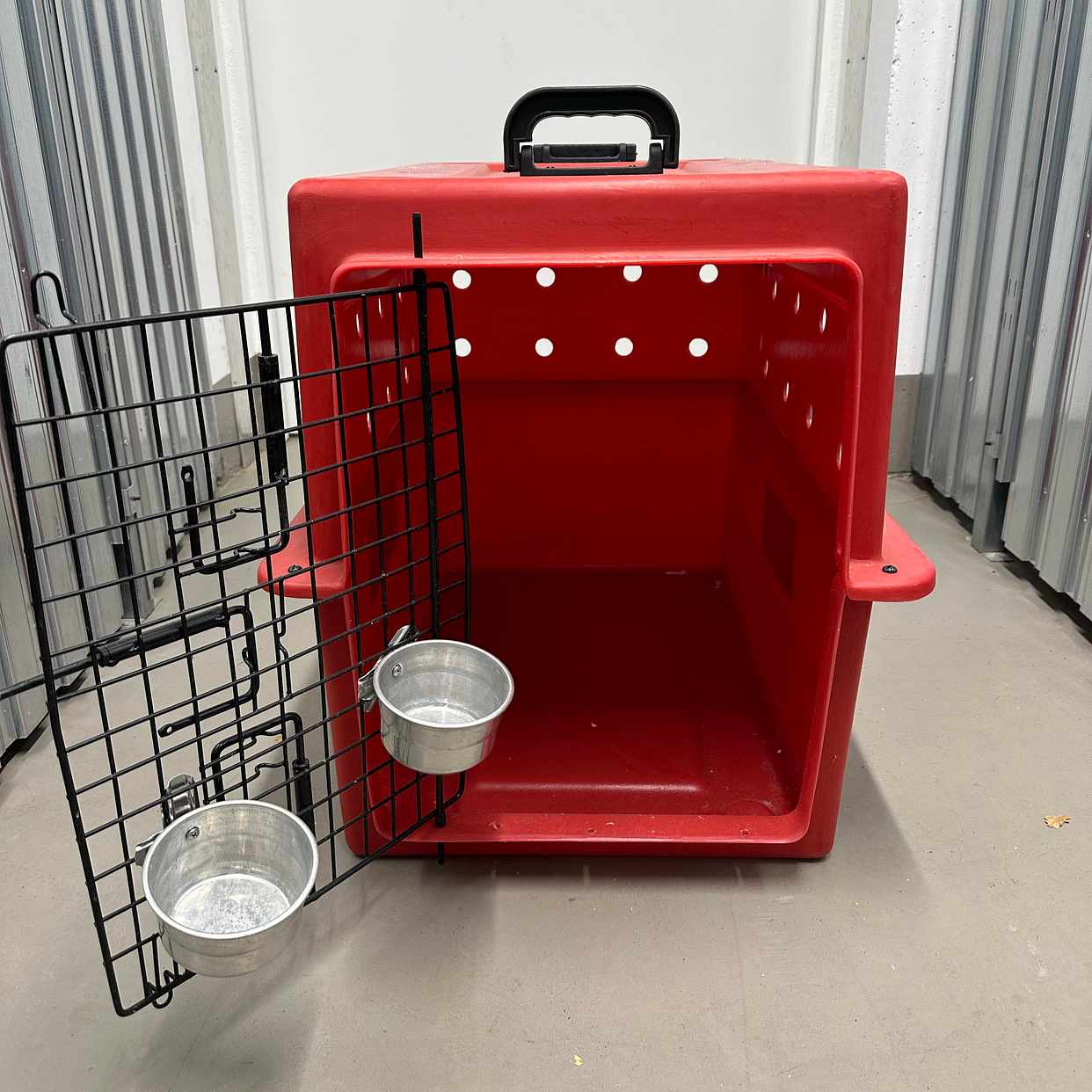image of Dog transportation cage - Berlin