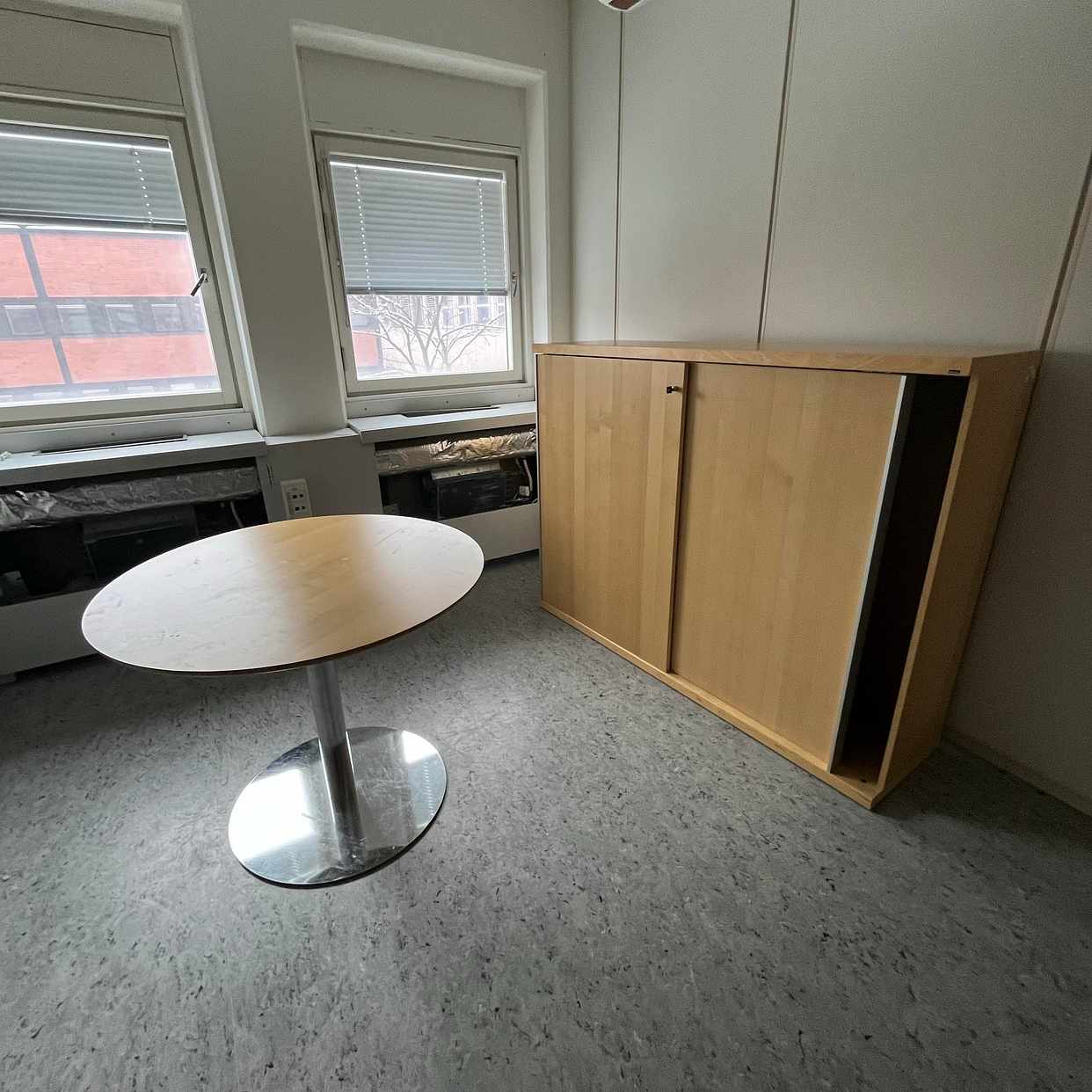 image of Möbler gratis! - Huddinge Sankt Mikaels