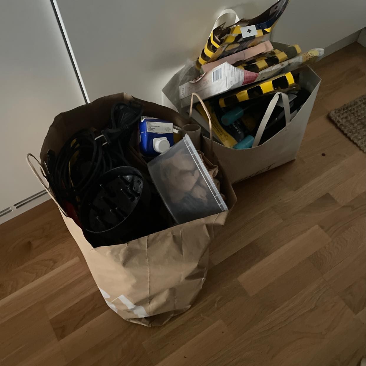 image of Kartonger, blandat avfall - Hägersten
