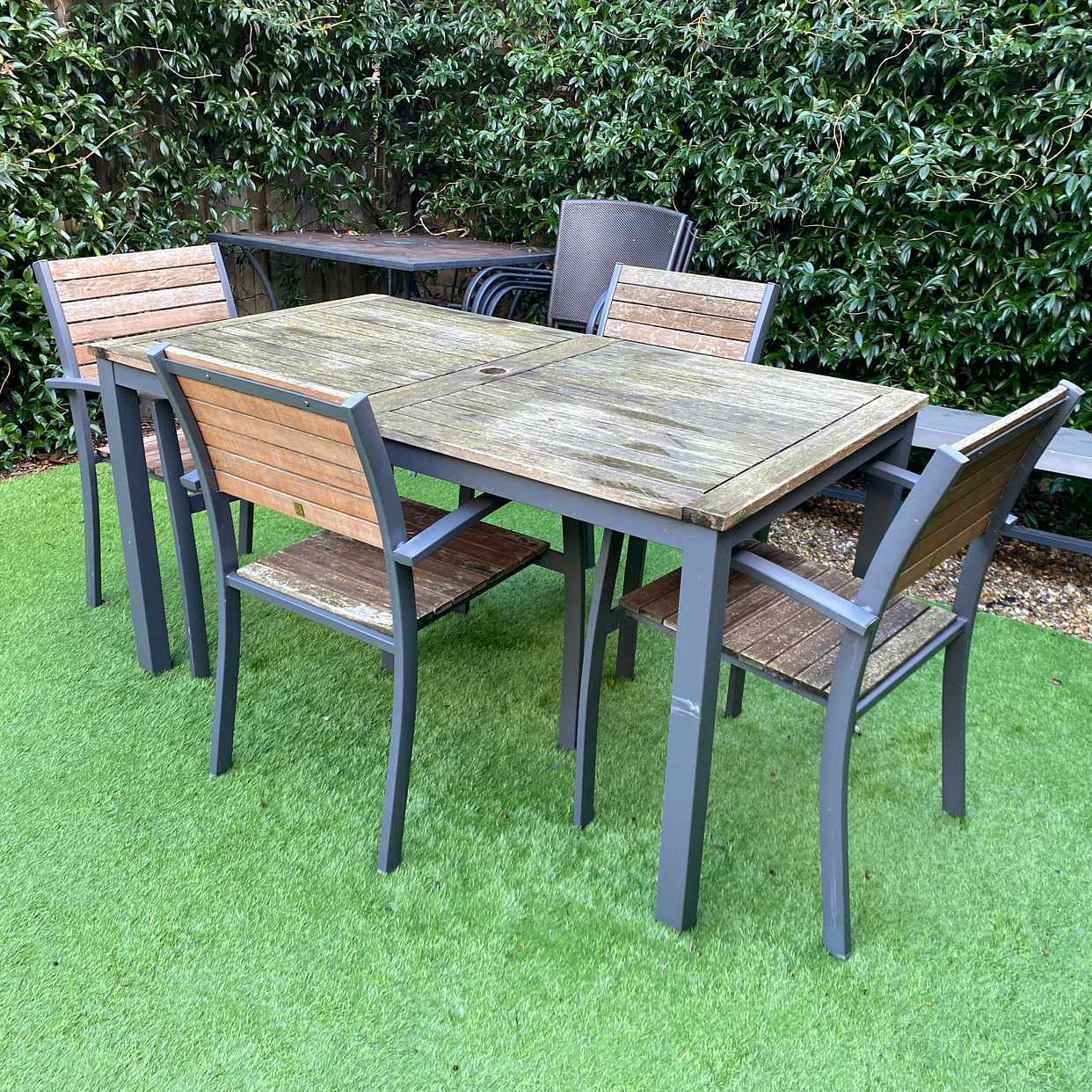 image of Garden table and chairs - London