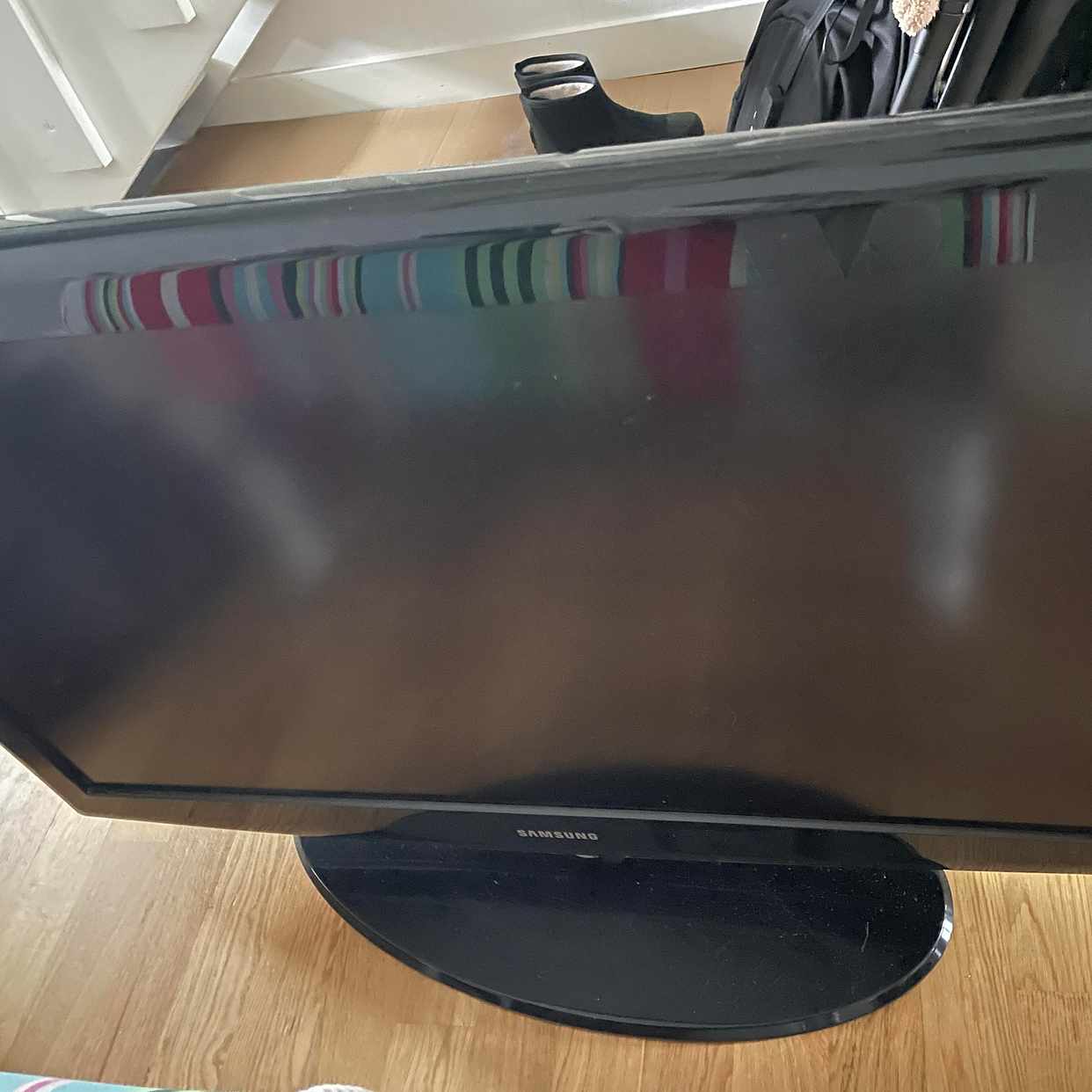 image of 37“ TV från Samsung 2007 - Täby