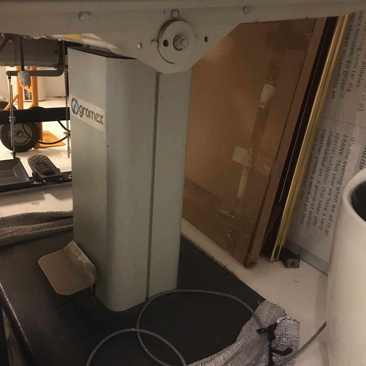 image of Remove a light table - Malmö
