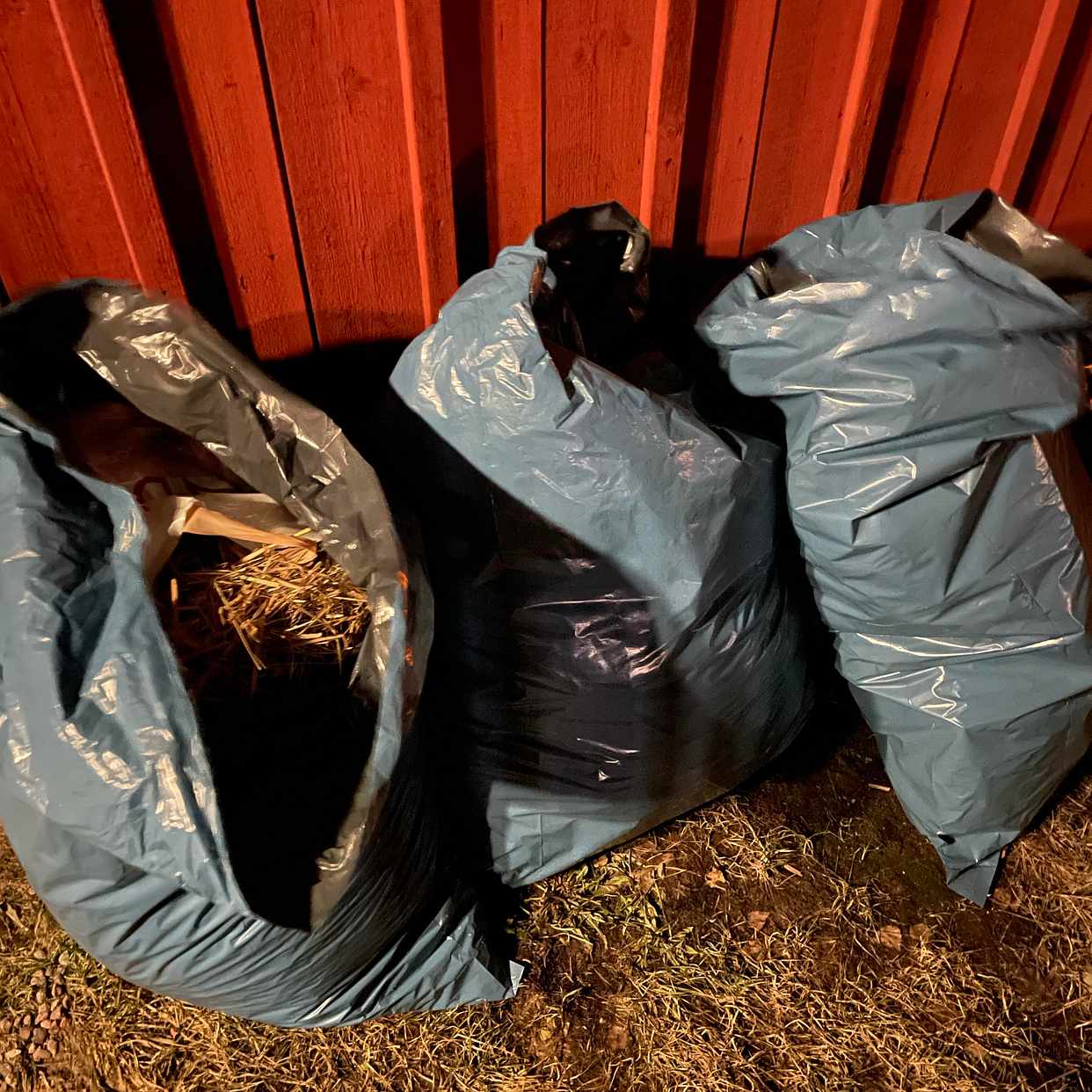 image of 3 sopsäckar med blandat s - Vallentuna