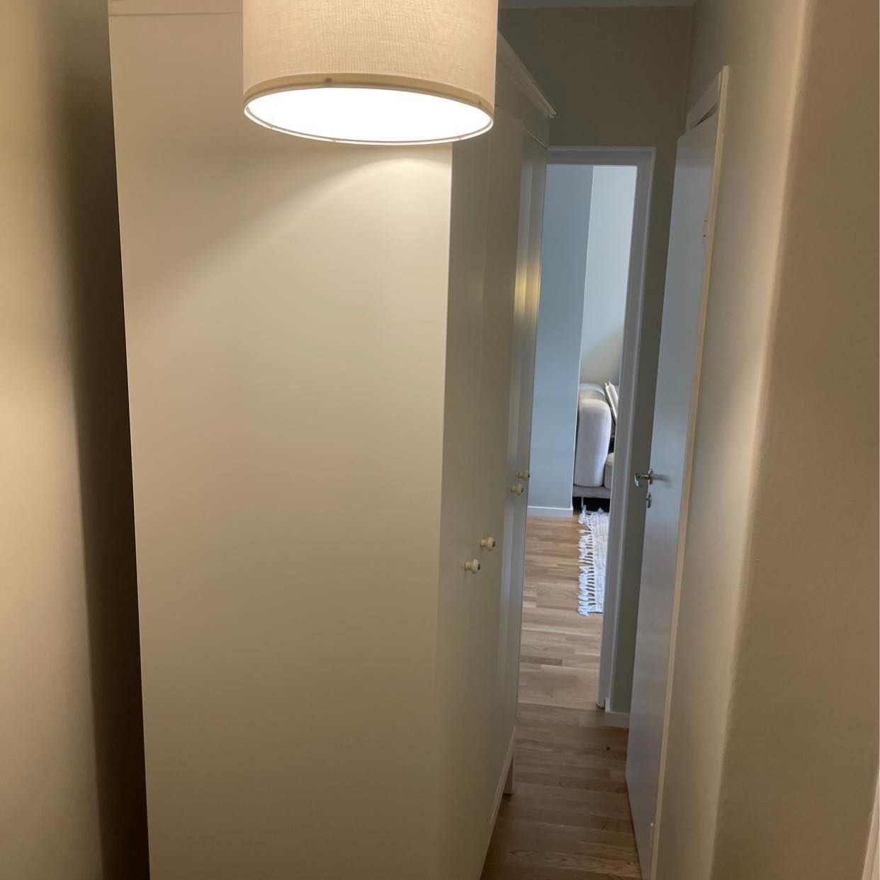image of Flytta garderob - 