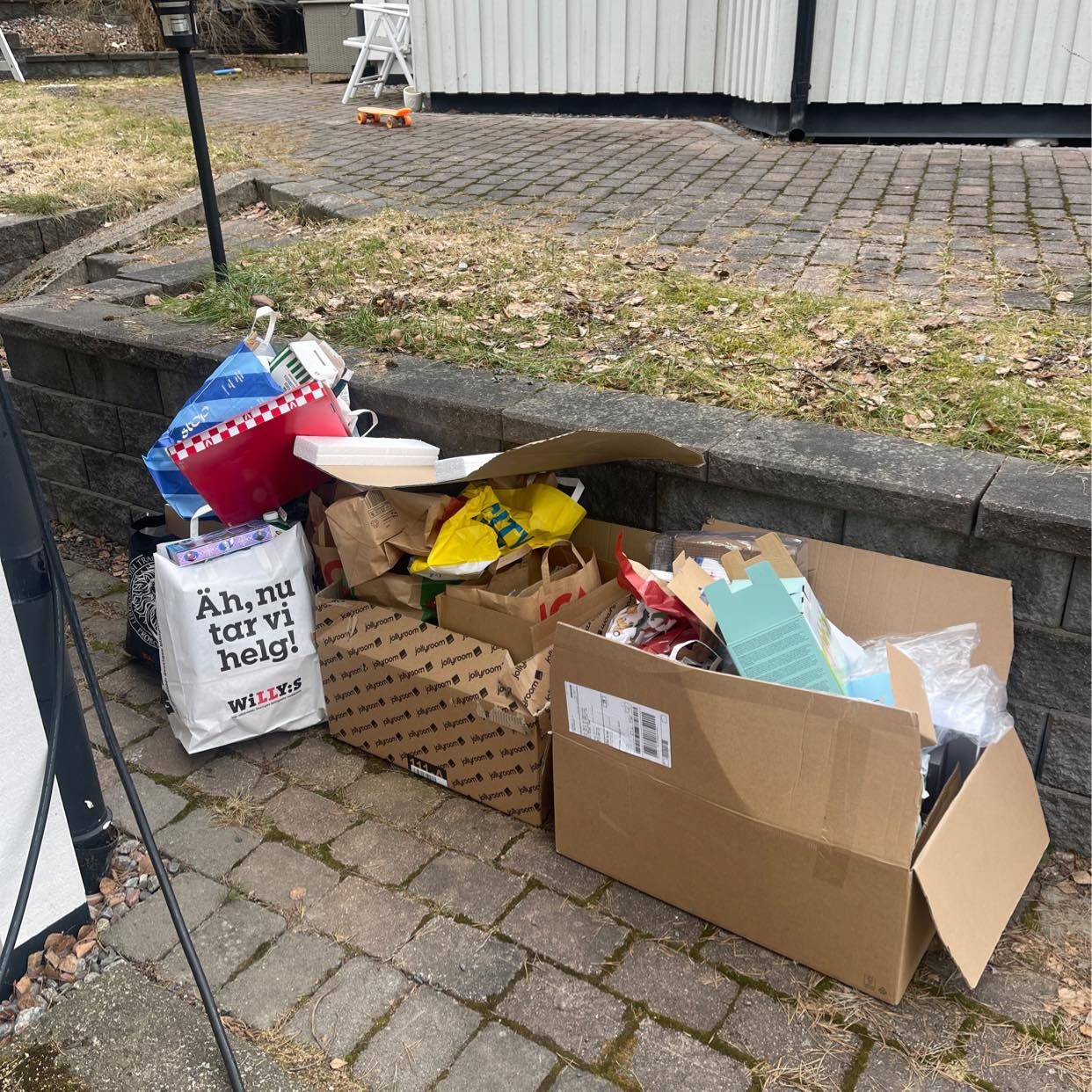 image of Kartonger plast mm - Täby