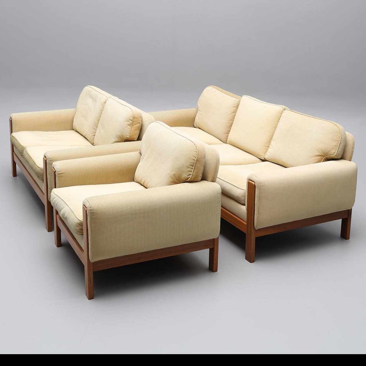 image of Sofa and two sofa chairs - 