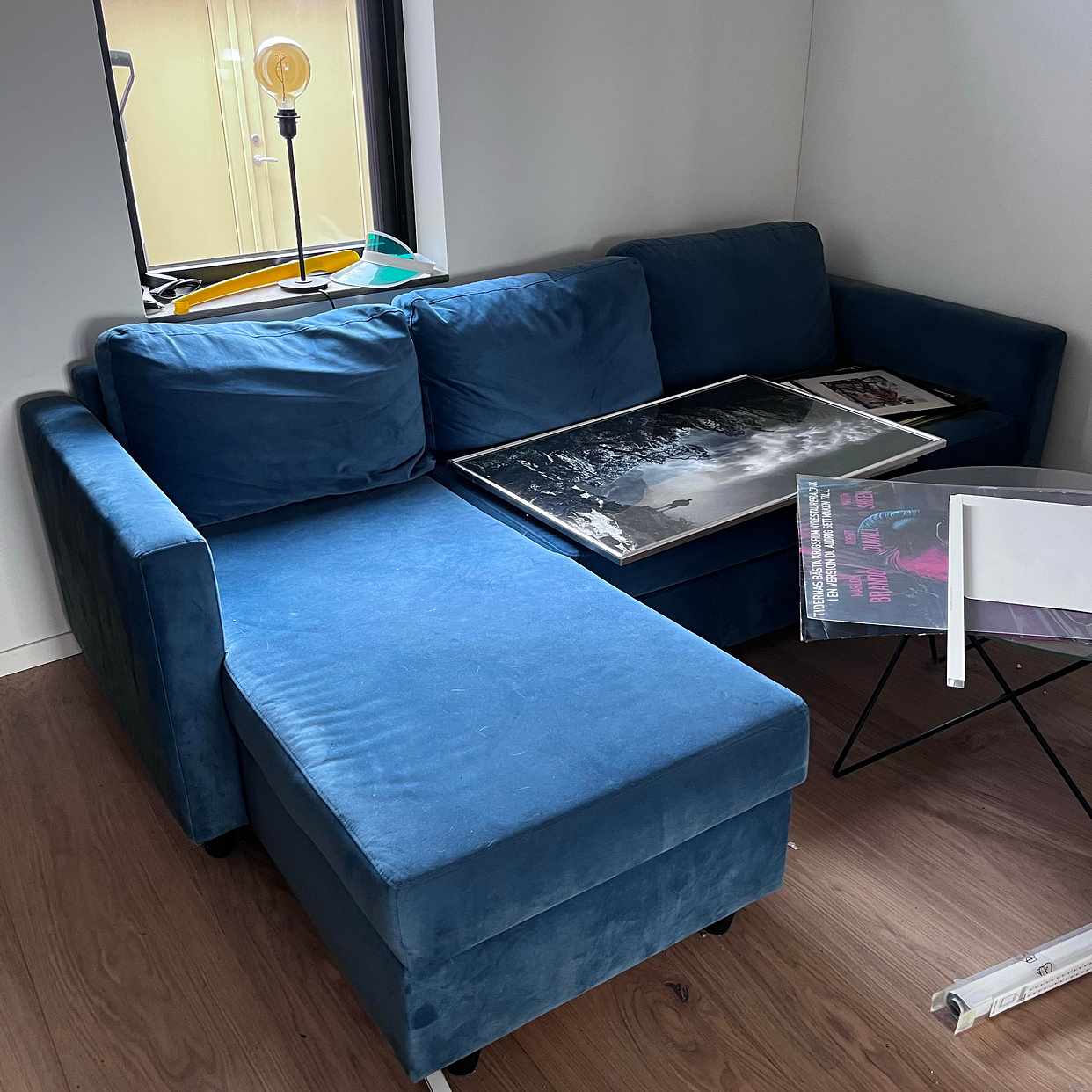image of Blå soffa - Skå
