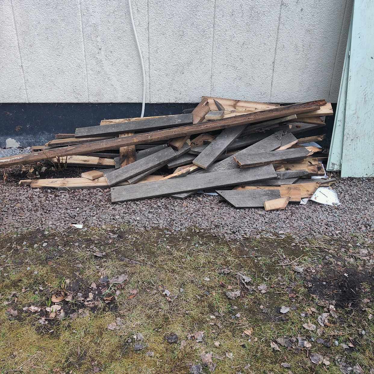 image of Gammalt virke till altan - Märsta