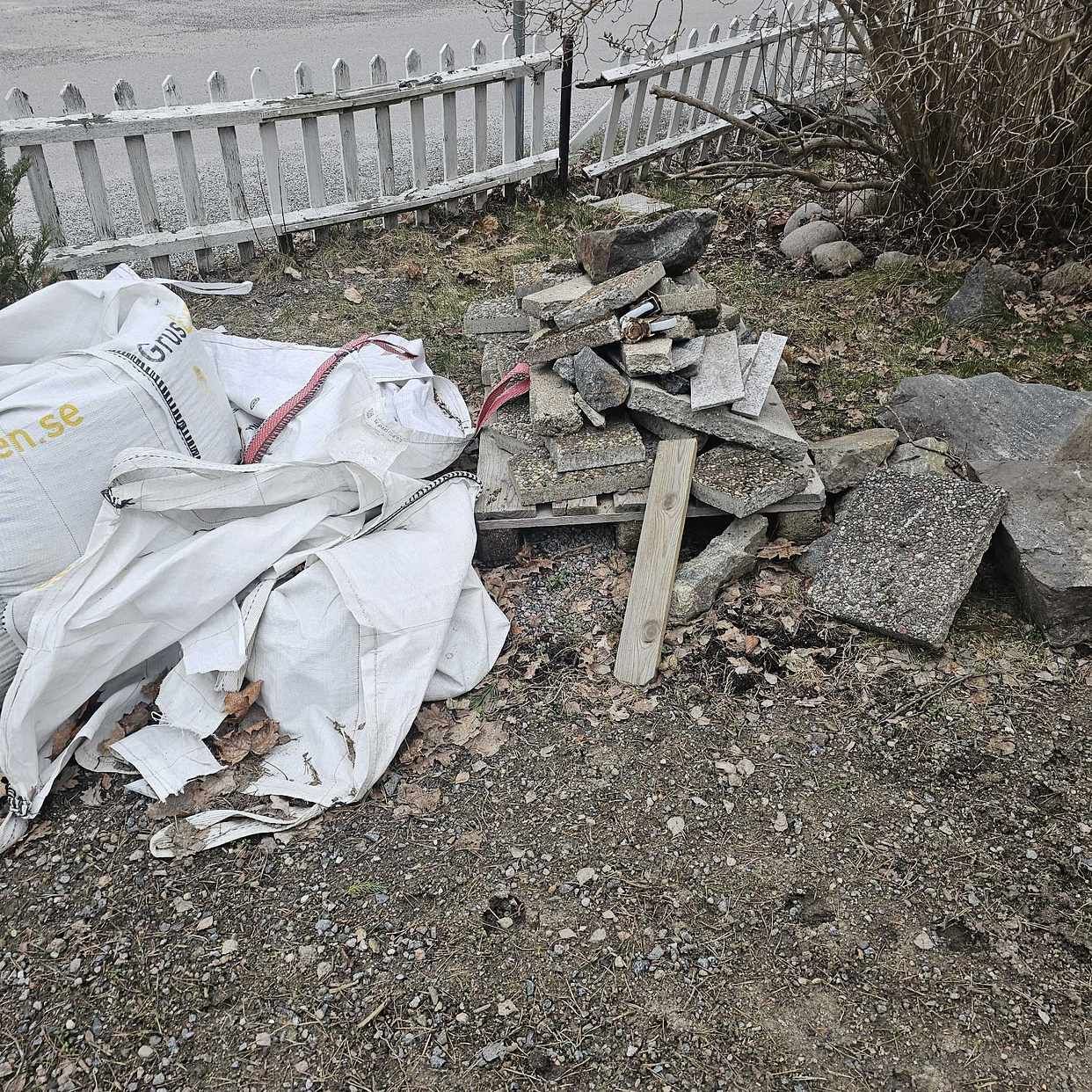 image of Skräp som mäste bort - Saltsjö-Boo