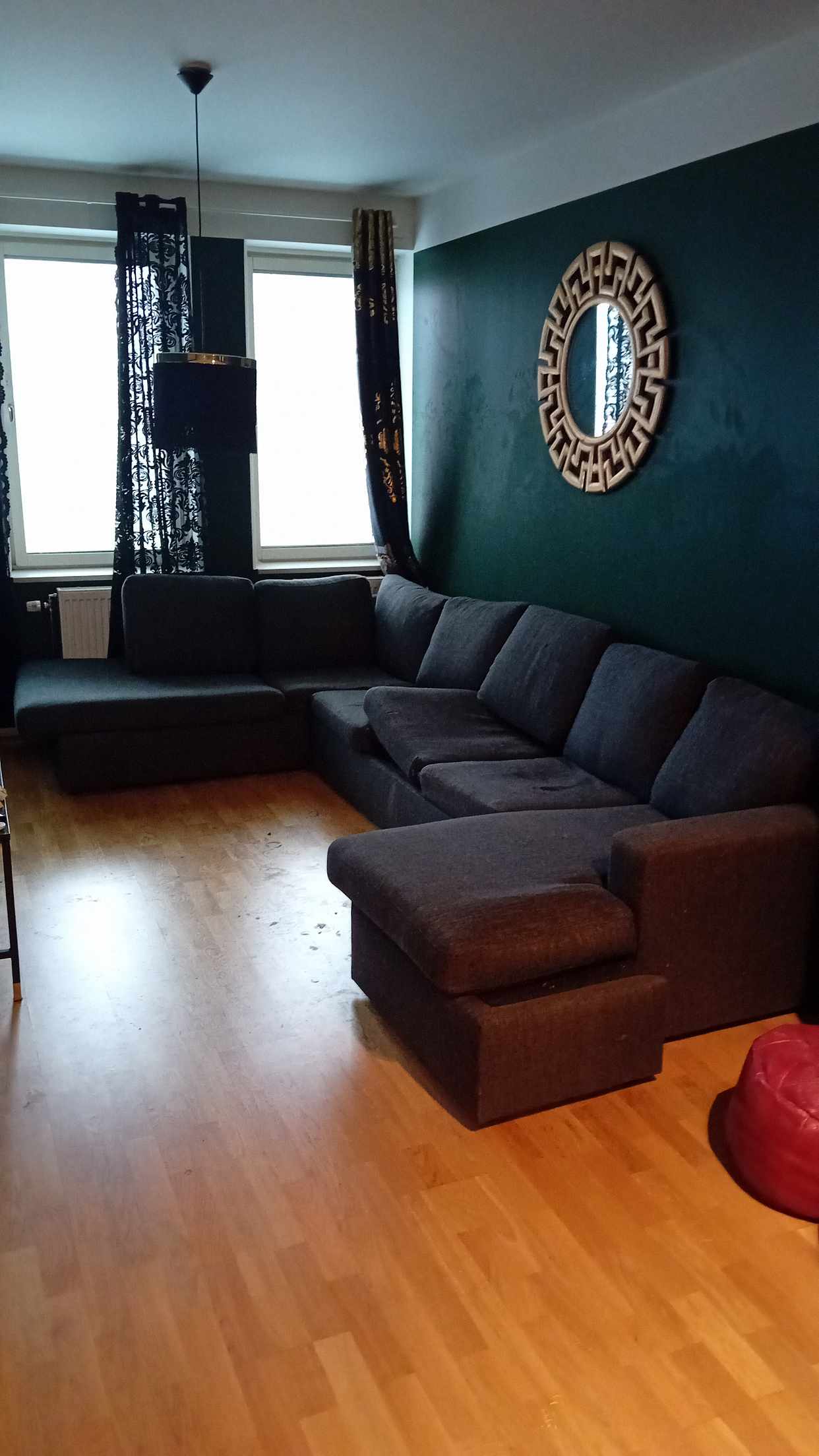 image of Ganska stor soffa - Solna