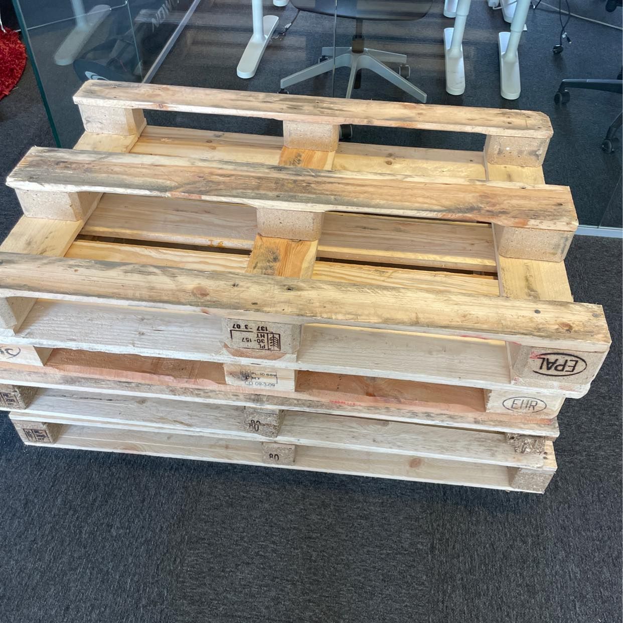 image of 4 EU pallets - Stockholm