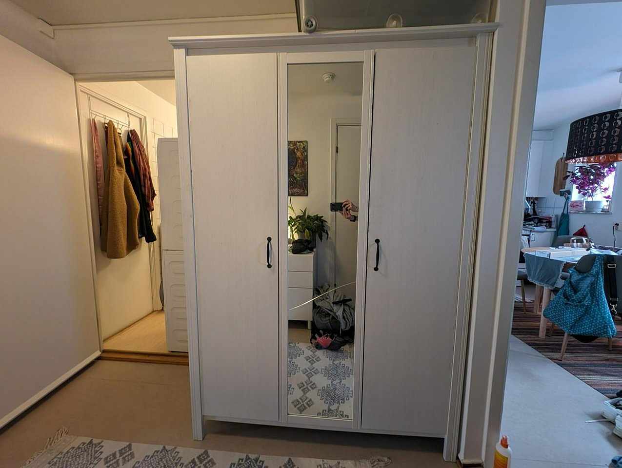 image of Garderob bortskänkes  - 