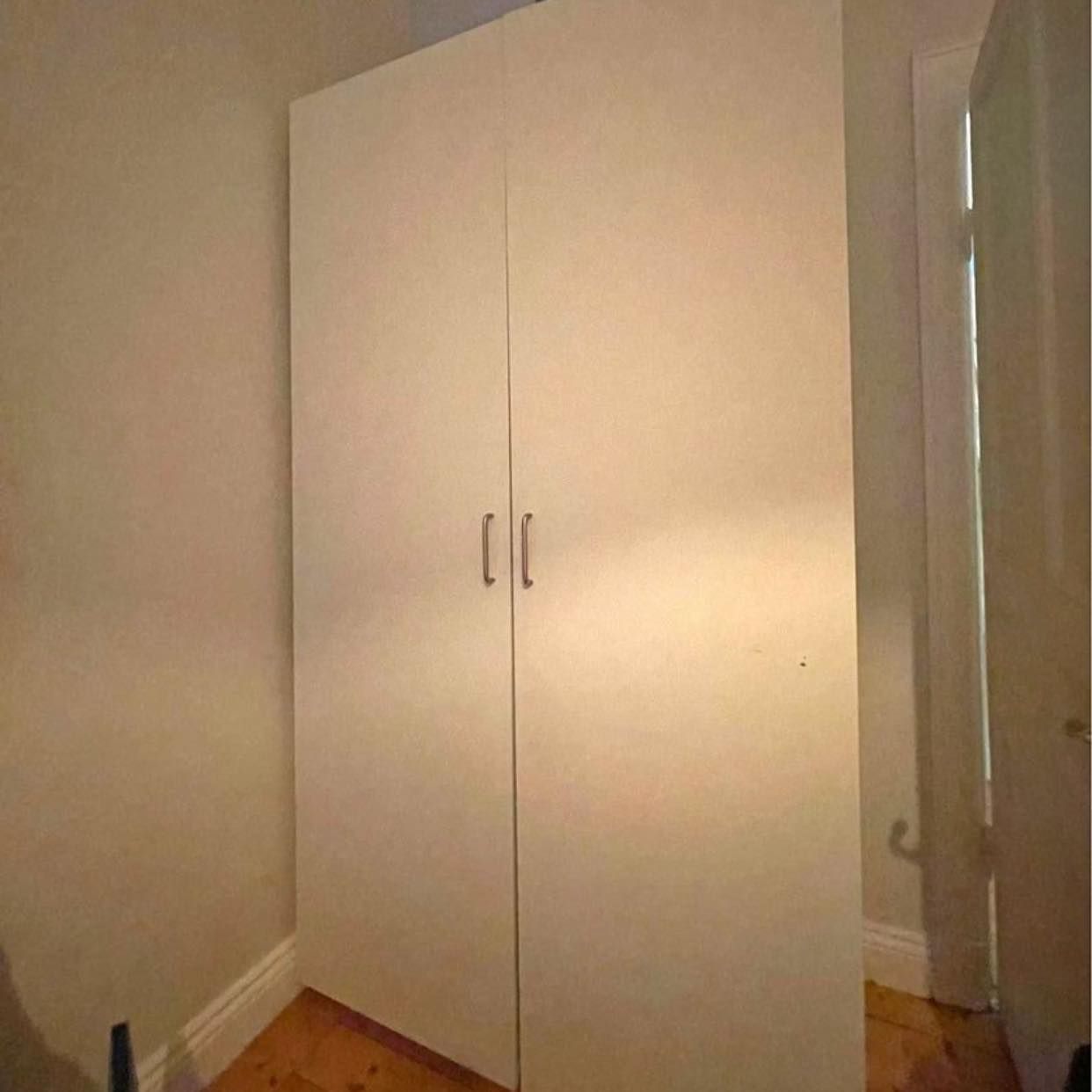 image of Hämta garderob - 