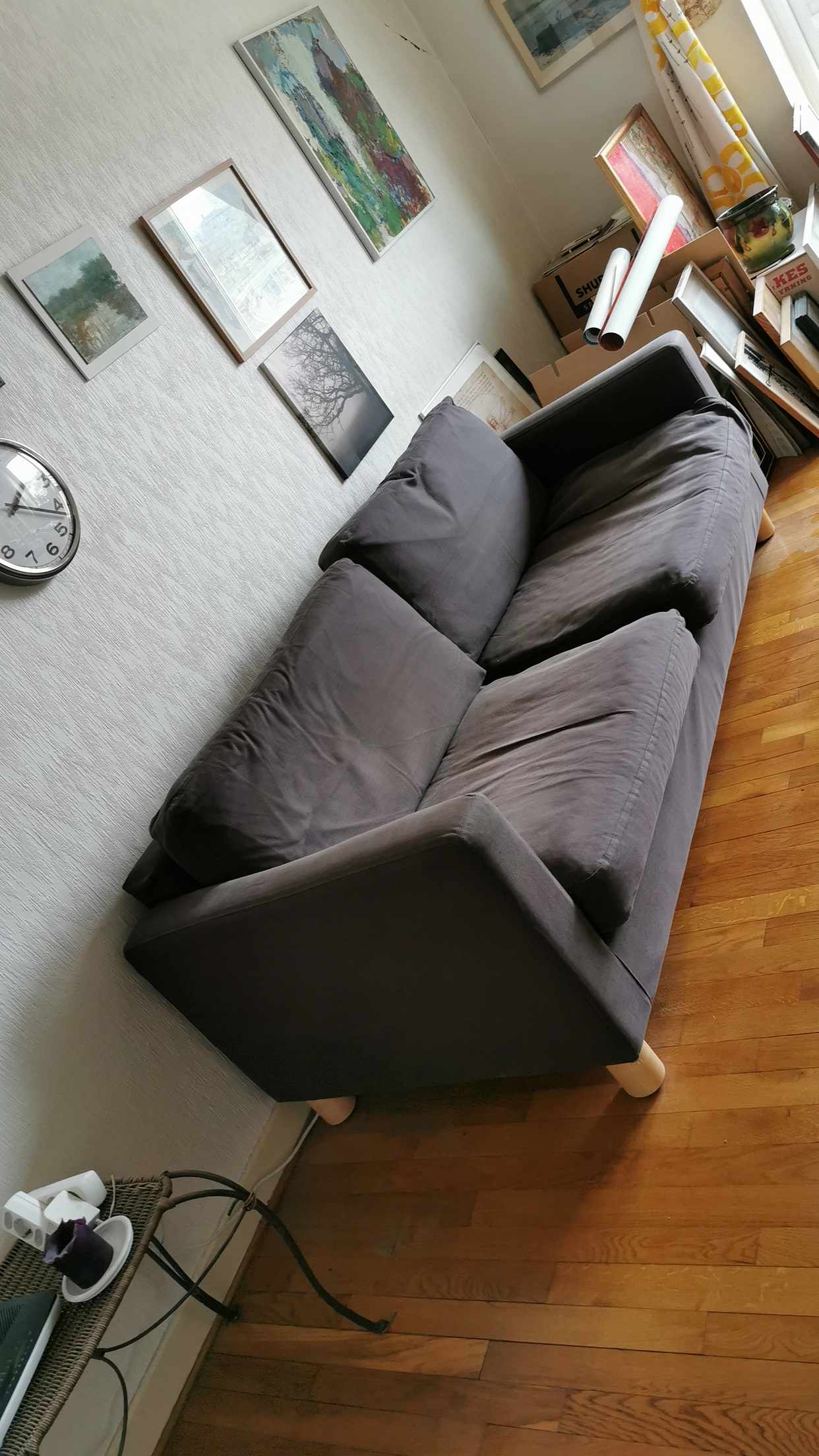 image of Soffa. sliten, ofräsch. - Göteborg