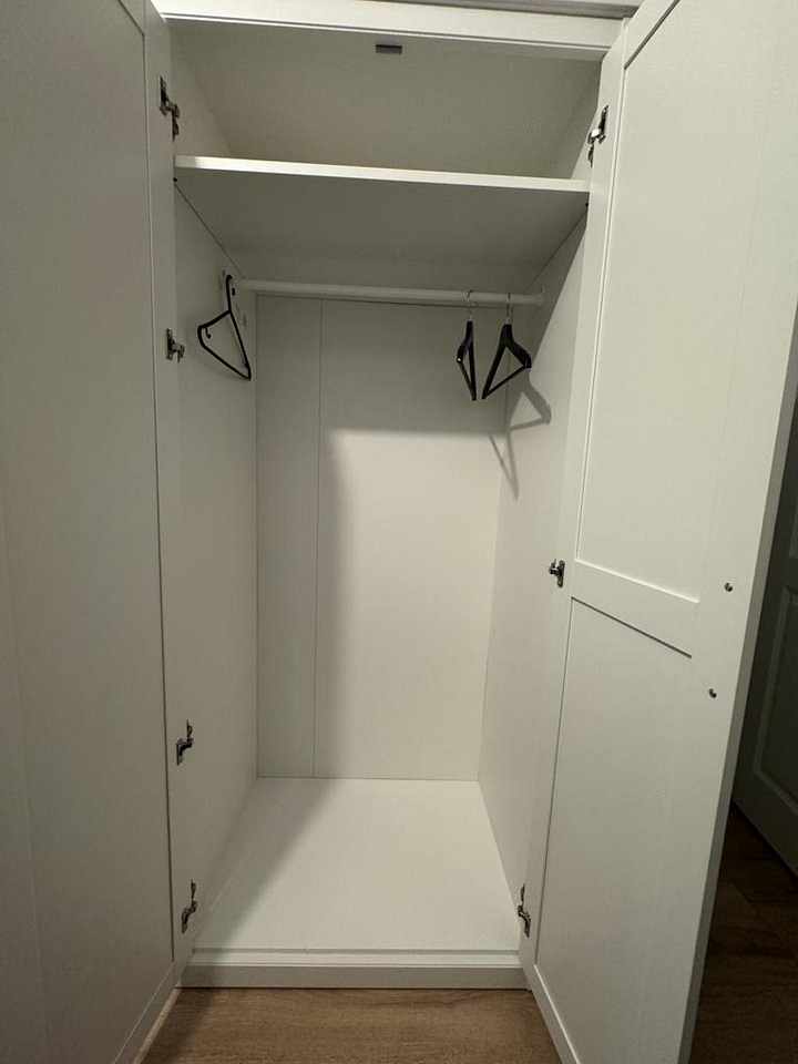 image of IKEA GARDEROB - 