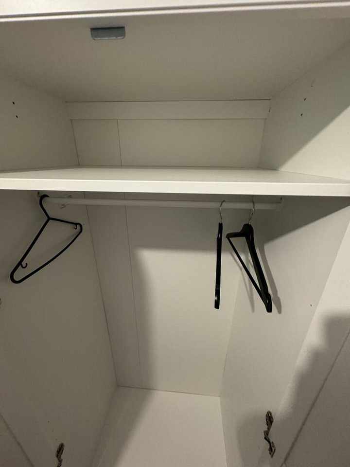 image of IKEA GARDEROB - 