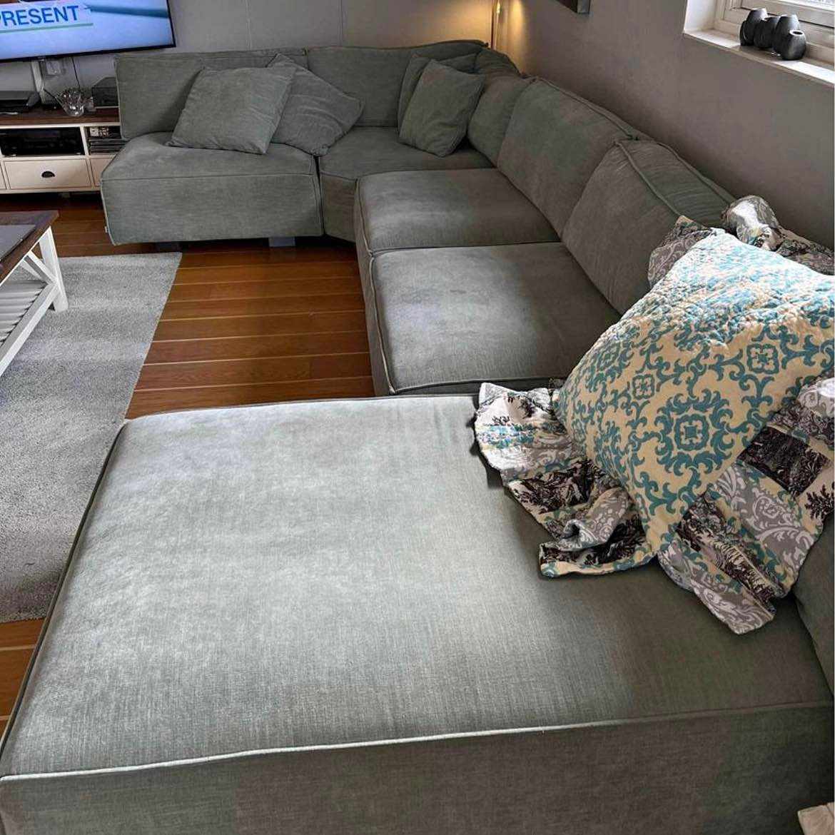 image of BIG SOFA TO DELIVER - 