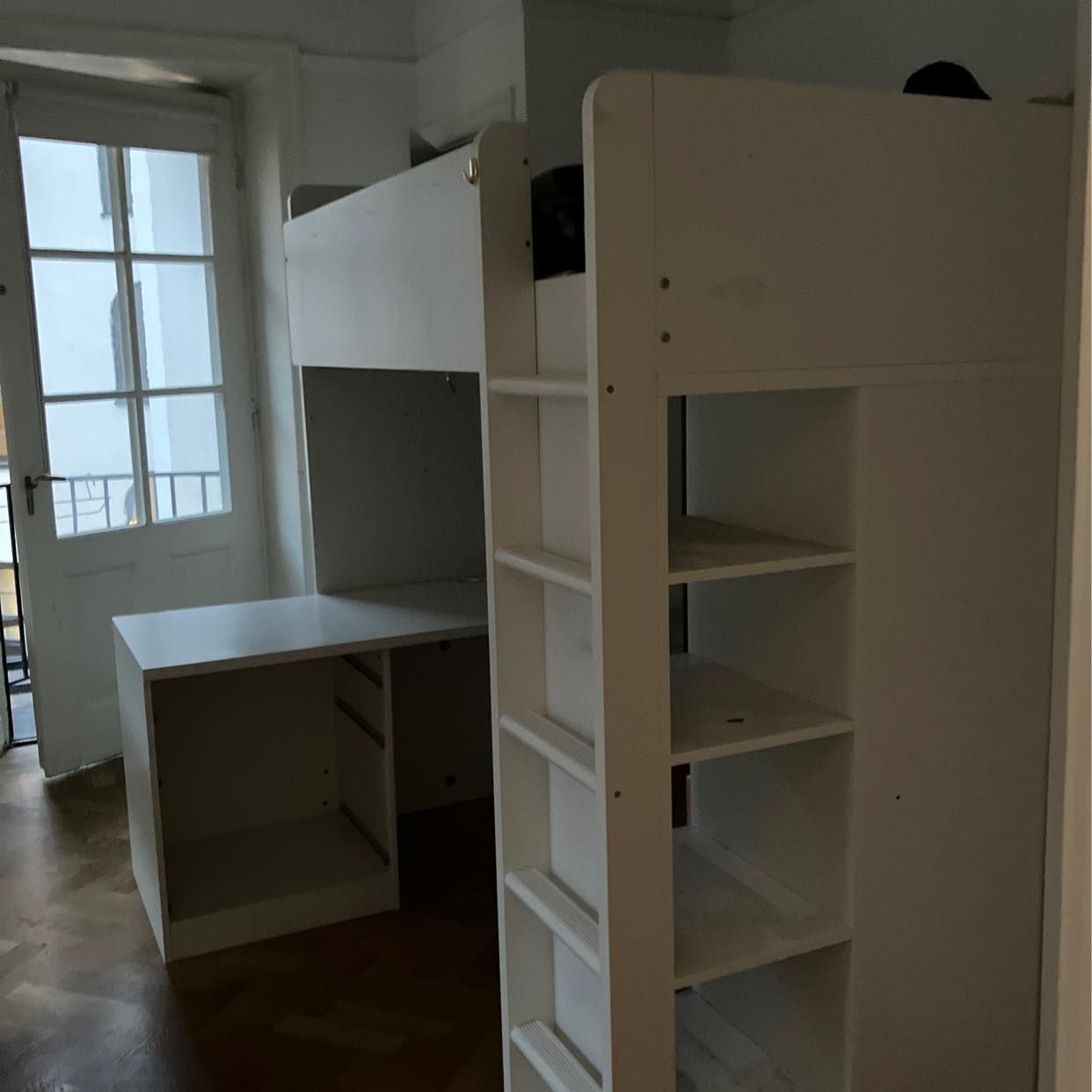 image of Flytta två möbler - Stockholm