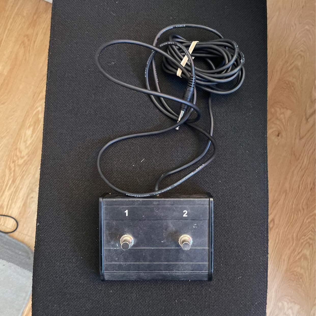 image of A/B switch gitarrstärkare - Stockholms Stad