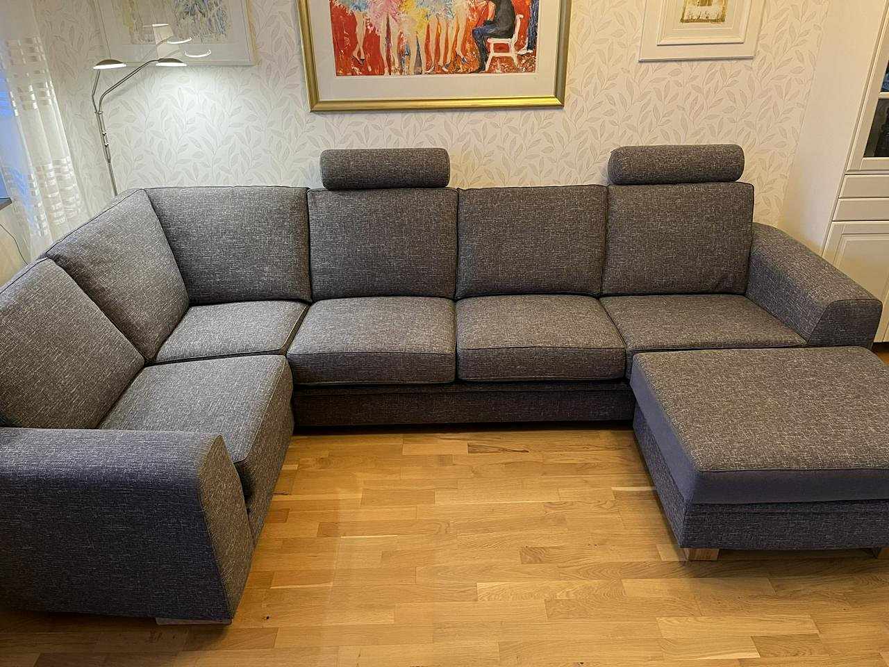 image of Grå soffa från EM home.  - 